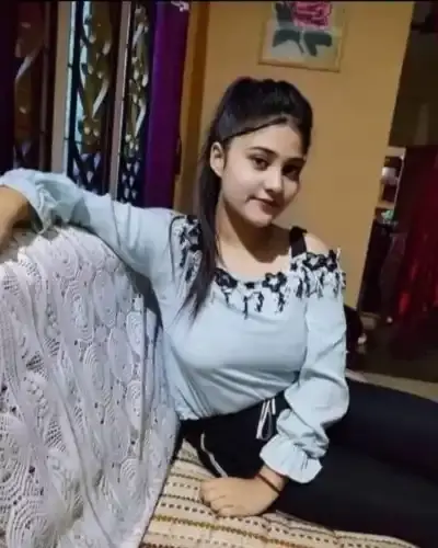 Call Girls Service in Chinsura